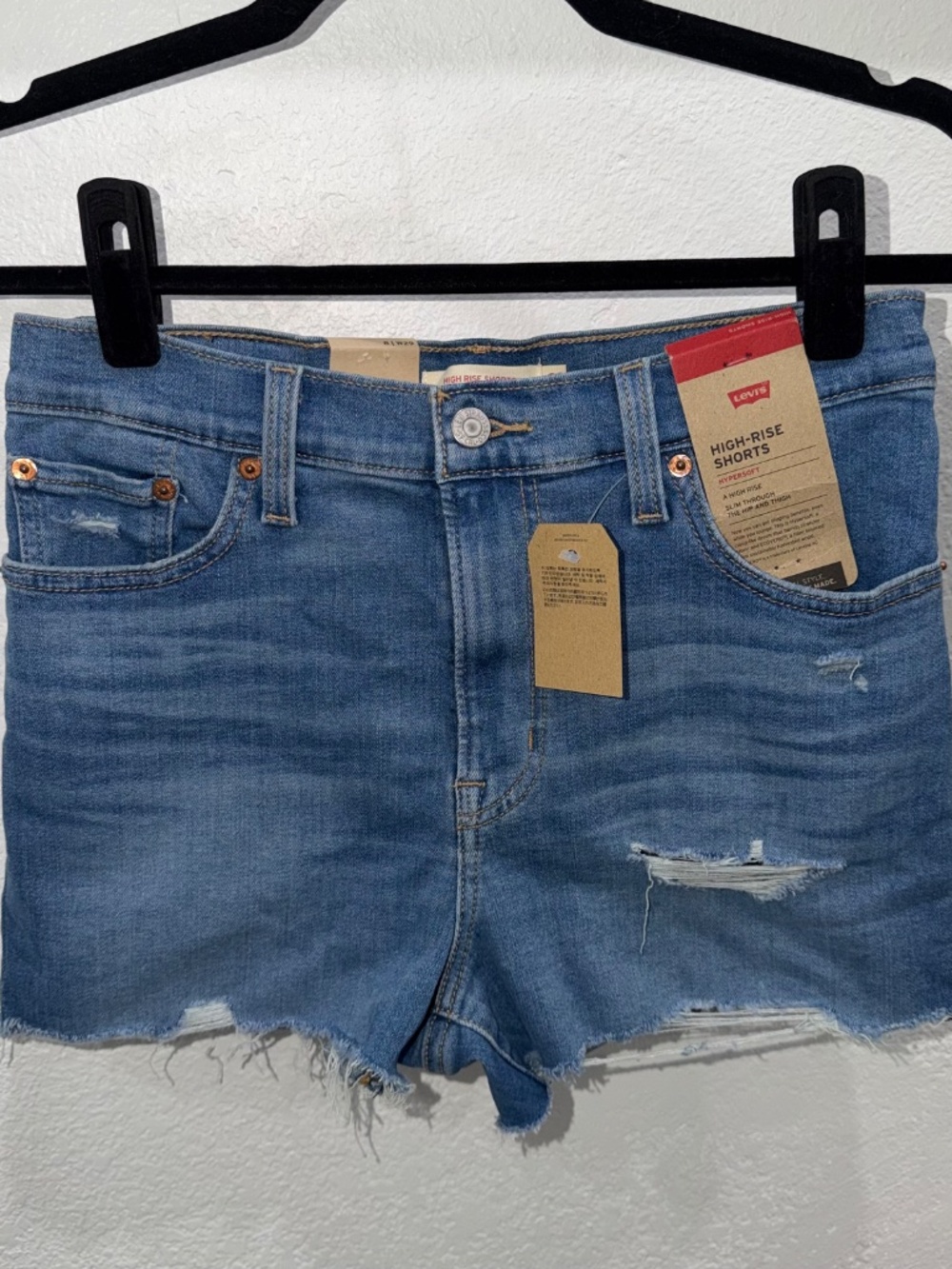 NWT Levis Hypersoft High Rise Denim Jean Shorts Sz 8 W29
